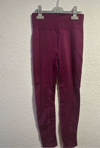 Mallas deportivas largas moradas