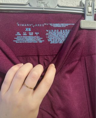 Mallas deportivas largas moradas