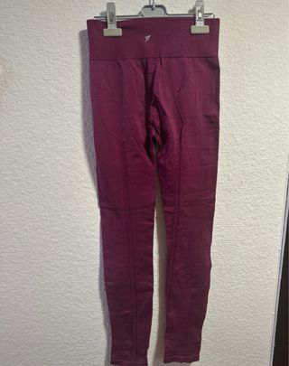 Mallas deportivas largas moradas