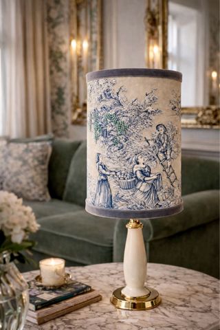 Pantalla de lámpara hecha a mano con diseño toile