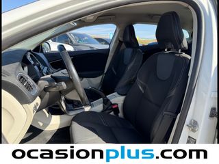 Volvo V40 D3 Momentum Auto 110 kW (150 CV)