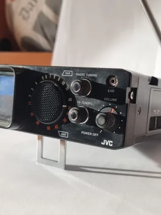 Radio JVC Vintage con TV