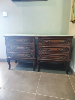 2 Mesitas Vintage Madera y Mármol