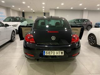 Volkswagen Beetle 2014