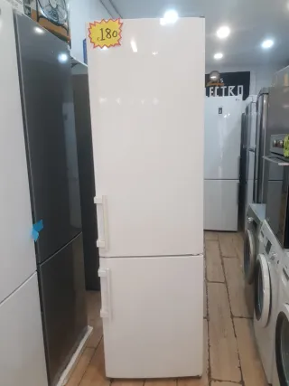 Nevera Liebherr con garantía y transporte