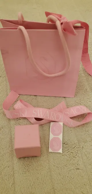 Confezione regalo Swarovski anello rosa