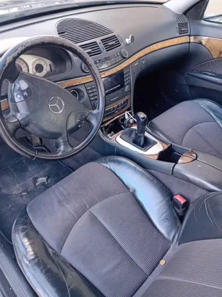 Mercedes-Benz Clase E 2003