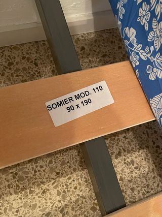 Colchón y somier 90x190 cm en perfecto estado