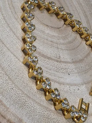 Pulsera Corazones Brillantes Dorada