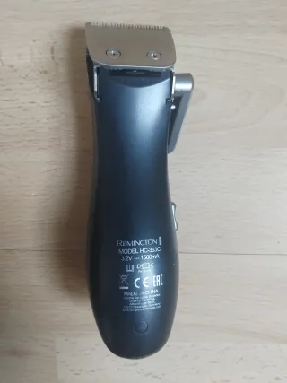 Maquinilla cortapelo con accesorios