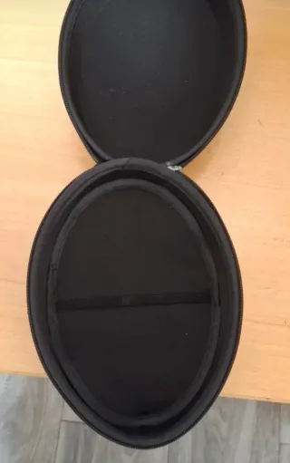 Caja y Funda Beats By Dr. Dre Roja