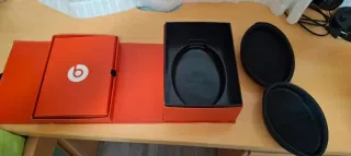 Caja y Funda Beats By Dr. Dre Roja