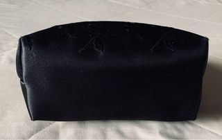 Bolso de fiesta satén con flores bordadas