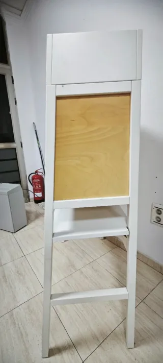 Escritorio Ikea Madera y Metal Blanco rebajado