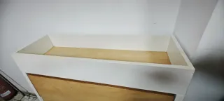 Escritorio Ikea Madera y Metal Blanco rebajado