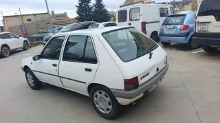 Peugeot 205 1997