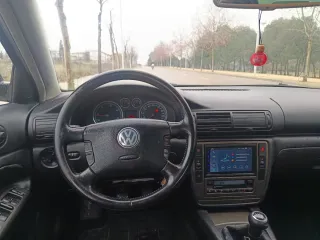 Volkswagen Passat 2003