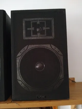 Altavoces Inves Negros