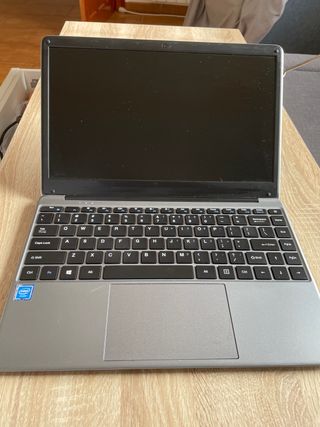 Portátil CHUWI Herobook