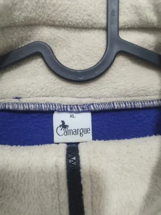 Felpa vintage blu con ricamo