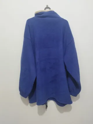 Felpa vintage blu con ricamo