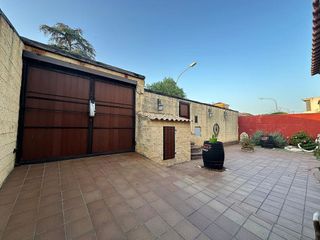 Chalet en venta en Oromana en Alcalá de Guadaira