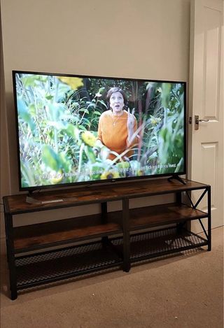 Mesa TV estilo industrial