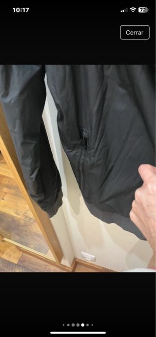 Chaqueta cortavientos Nike negra