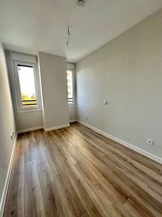 Piso en alquiler en Virgen del Cortijo - Manoteras en Madrid