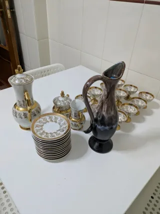 Juego de Porcelana Dorado y Blanco