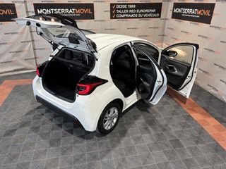 🚗 TOYOTA YARIS ACTIVE TECH 1.5 HYBRID 116CV