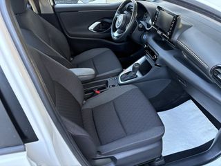 🚗 TOYOTA YARIS ACTIVE TECH 1.5 HYBRID 116CV