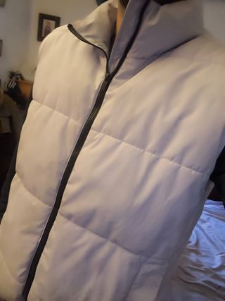 Chaqueta acolchada gris