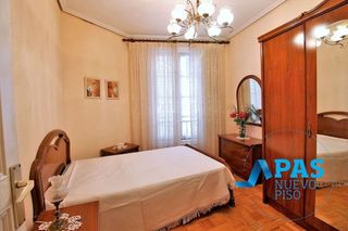 Piso en venta en Puerto Chico en Santander