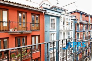 Piso en venta en Puerto Chico en Santander