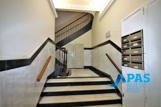 Piso en venta en Puerto Chico en Santander