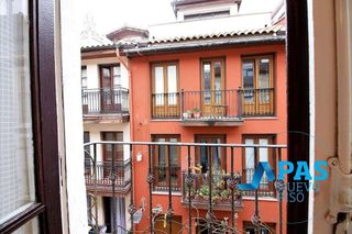 Piso en venta en Puerto Chico en Santander