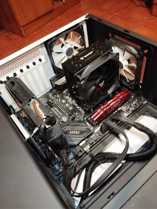 PC Sobremesa i7 7700K / 1050 TI Gigabyte