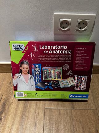 Laboratorio de Anatomía Clementoni 8+