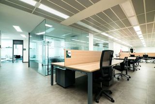 Oficina en alquiler en Pedró en Cornellà de Llobregat