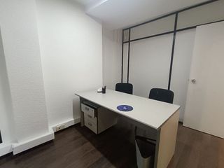 Local comercial en alquiler en La Florida en Hospitalet de Llobregat, L´