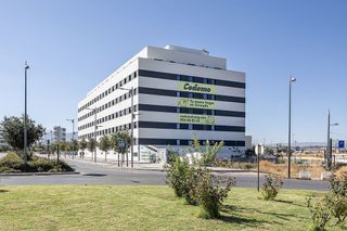 Garaje en alquiler en San Miguel en Armilla