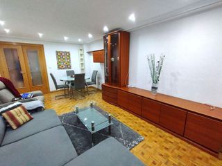 Piso en alquiler en Zona Teatro Campoamor en Oviedo