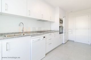 Piso en alquiler en El Mayorazgo - El Limonar en Málaga