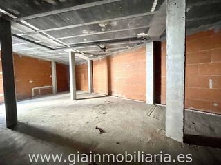 Local comercial en alquiler en Porriño (O)