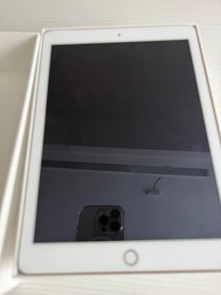 iPad 5ª Gen 128GB Dorado