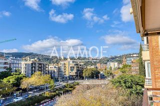 Piso en alquiler en Les Tres Torres en Barcelona