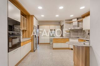 Piso en alquiler en Les Tres Torres en Barcelona