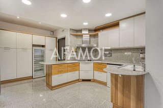 Piso en alquiler en Les Tres Torres en Barcelona