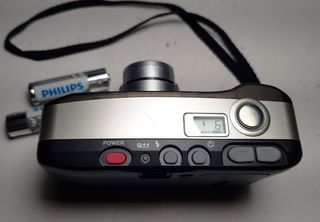 YASHICA POWER ZOOM EZ 60 wide con f=28-60 mm